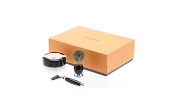 Shaving kit Mondial: MACH3 razor, shaving brush, Sandalo shaving cream, color black