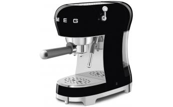 Кофемашина-эспрессо Smeg ECF02BLEU черный