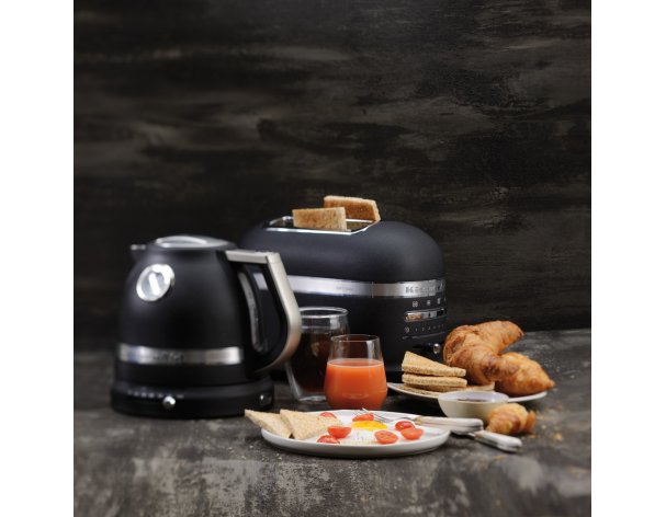 Toaster KitchenAid Artisan 5KMT2204EBK black cast iron