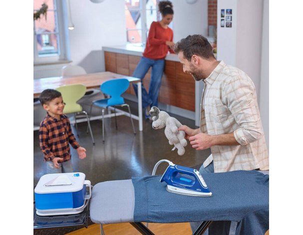 Steam generator Braun CareStyle Compact Pro IS2565BL