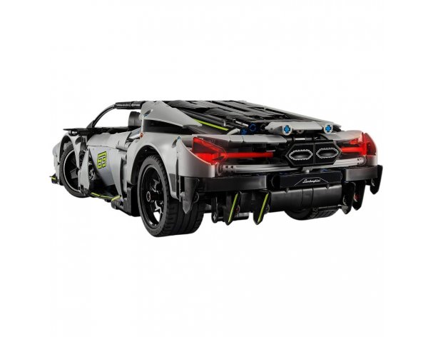 Конструктор Lego Technic Lamborghini Revuelto (42214)