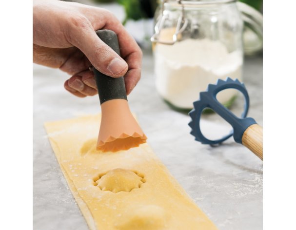 Press Berghoff Leo with Wooden Handle Mini Ravioli 11.5*5*5 cm 3950010