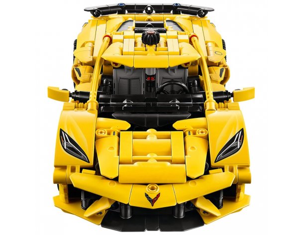 Constructor Lego Technic Chevrolet Corvette Stingray (42205)