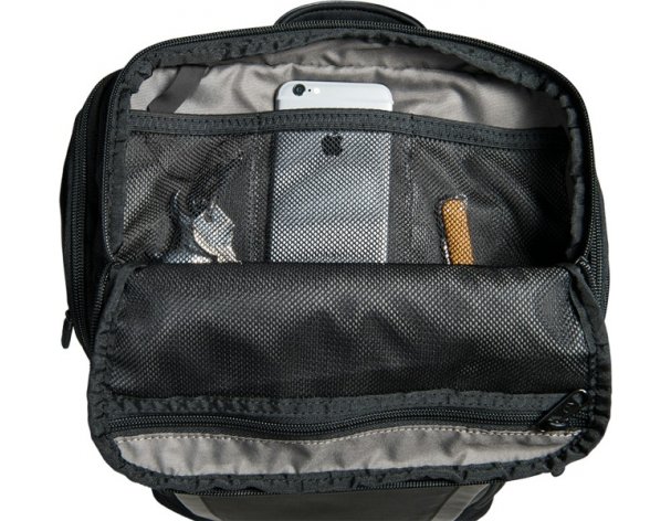 Рюкзак Victorinox Altmont Professional Fliptop 15'', 33x26x49 см, полиэфирная ткань, чёрный (602153)