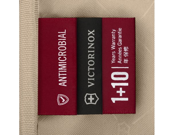 Рюкзак женский Victorinox Victoria Signature Deluxe Backpack, 32x18x39 см, нейлон/кожа, черный (612201)