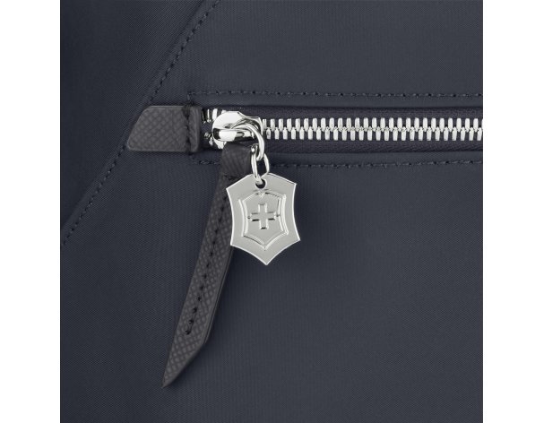 Сумка женская Victorinox Victoria Signature Tote, 51x15x30 см, нейлон/кожа, синяя (612206)