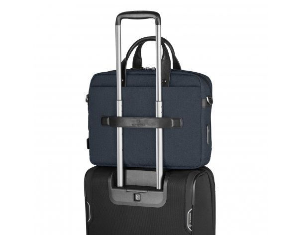 Портфель Victorinox Architecture Urban2 15'', 42x13x31 см, полиэстер/кожа, синий (612671)