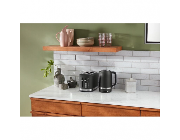Kettle KitchenAid 5KEK1701EBK, 1.7 l, cast iron