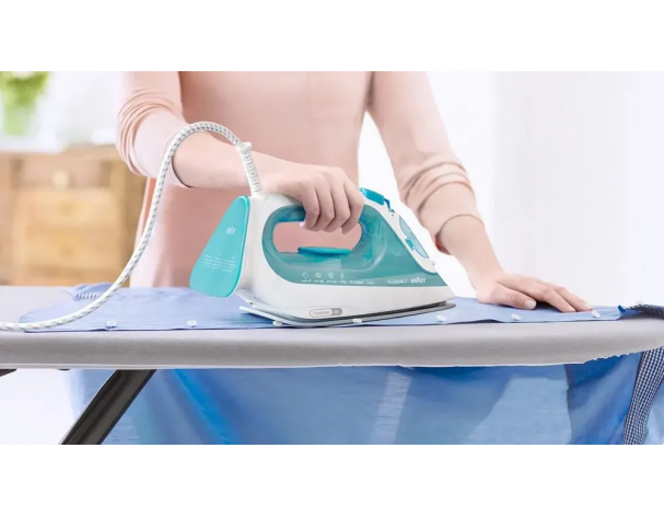 Утюг паровой Braun SI3041GR
