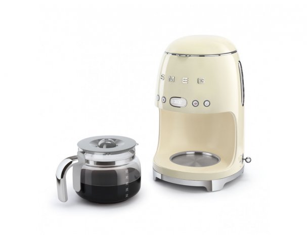 Кофеварка Smeg DCF02CREU кремовый