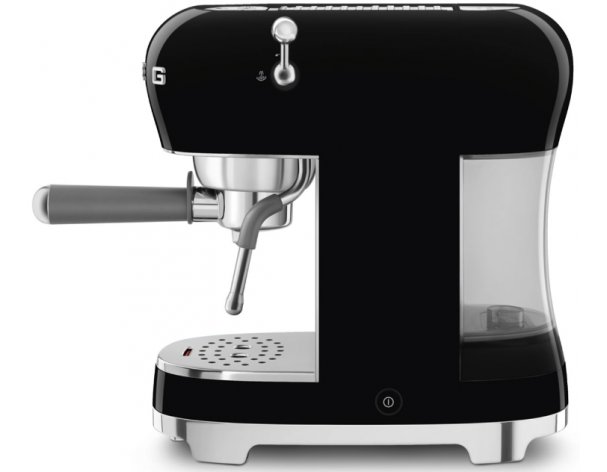 Кофемашина-эспрессо Smeg ECF02BLEU черный