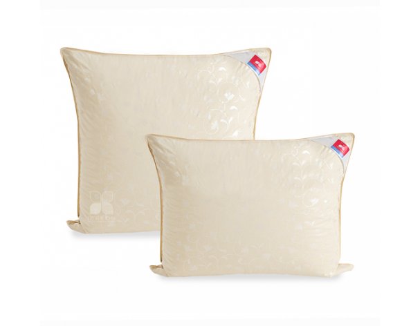 Fluff pillow Camelia, goose fluff, 68х68 cm