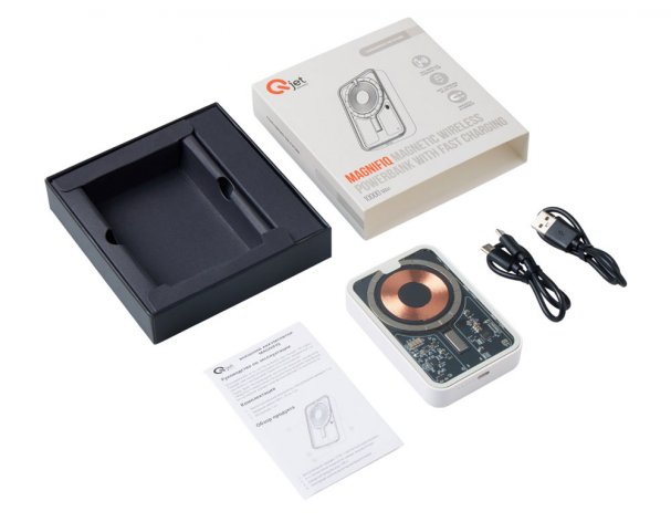 Аккумулятор внешний беспроводной магнитный Qjet MagnifIQ с QC\PD, 10000 мАч, 15 Вт, белый (597126)