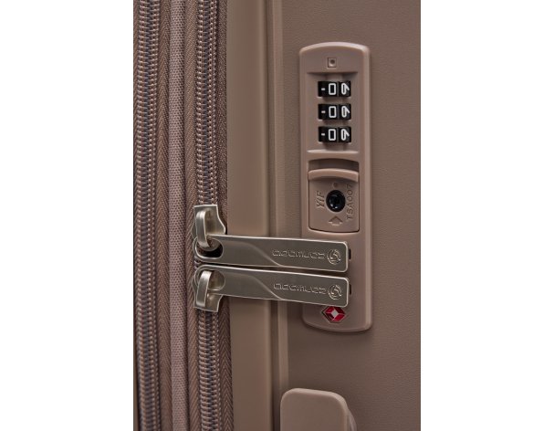 Чемодан Conwood Stride 38x55x21 см, бежевый (CD-PPT035-TS-CHM)
