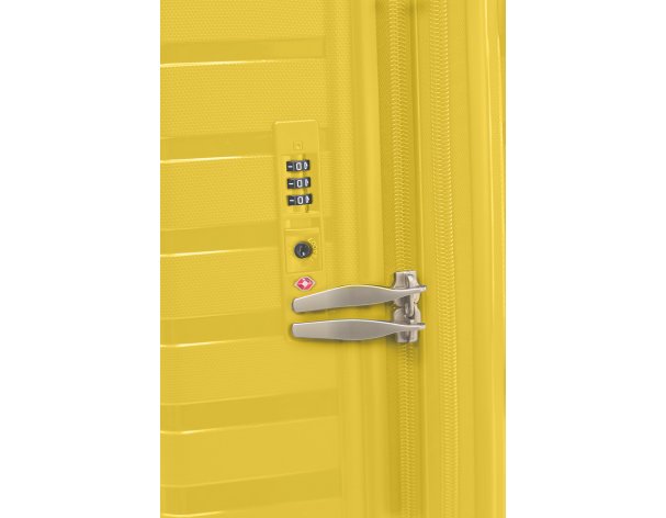 Чемодан Conwood Edge 41x55x20 см, желтый (CD-CTHPP008-TS-BRY)