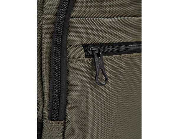 Рюкзак мужской Magellan T Range, 28x40x11.5 см, хаки (MAGTRNGBPGRN13)