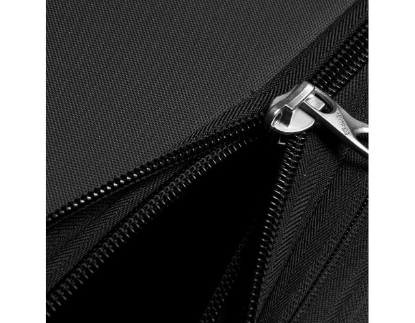Чемодан Delsey Pin Up 6 49x78x31 см, черный (00343082100)