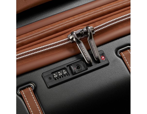 Suitcase Delsey Cadence 50x76x32 cm, black (00167782100)