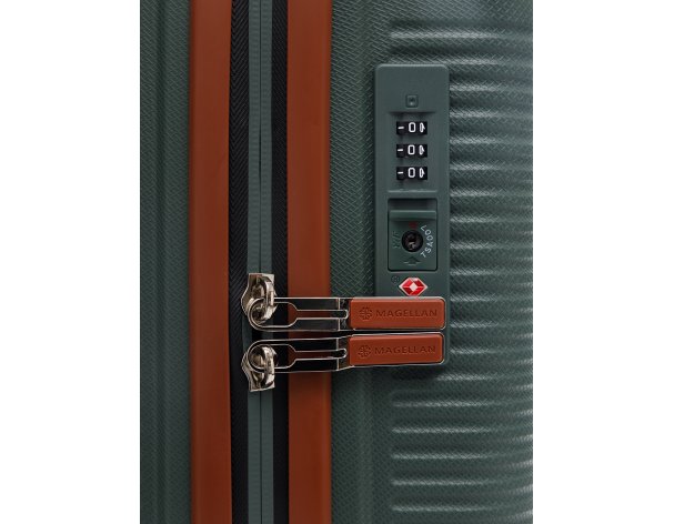 Чемодан Magellan M Range, 21.5x55x39.7 см, зеленый (VOCIERMAGMRNGOS)