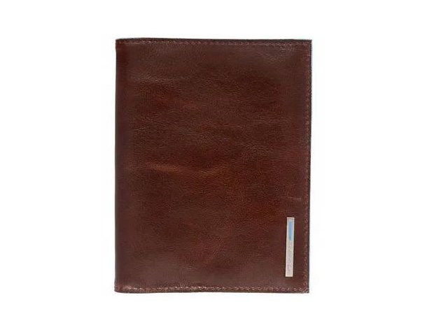 Обложка для паспорта Piquadro Blue Square, 14х10.5х1.2 см, натуральная кожа, коричневый (PP1660B2/MO)