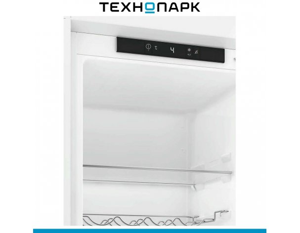 Холодильник встраиваемый Hotpoint HBDR 18I