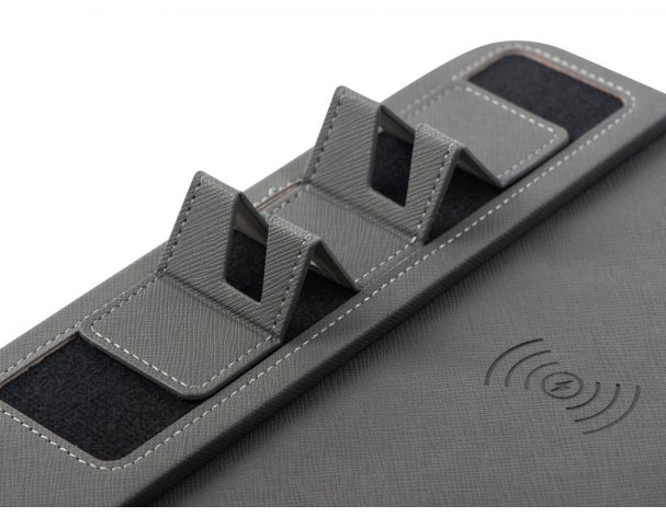 Wireless Charging LCD Mouse Pad Qjet Multi Pad 10W Black (788725)