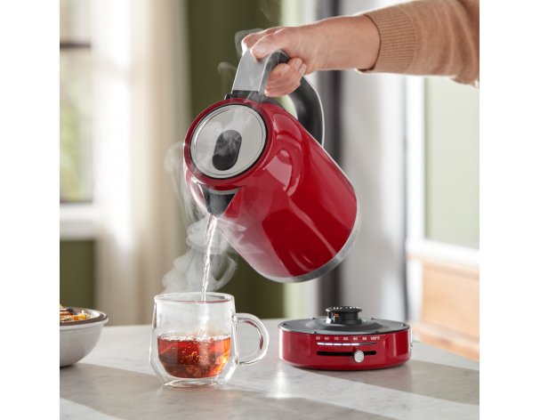 Чайник KitchenAid 5KEK1701EER красный