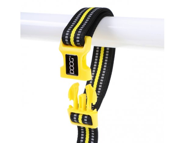 Adjustable dog leash Doog Neon Bolt, black and yellow, 130-160/2.5cm