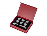 Whiskey set Master of Wine Skye with steel cooling stones, tongs, and a pouch in a box