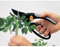 Секатор с петлей для пальцев Fiskars P44 1001534/111440