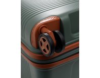 Suitcase Magellan M Range, 36.2 x78.3 x 43.5 cm, green (VOCIERMAGMRNGOL)