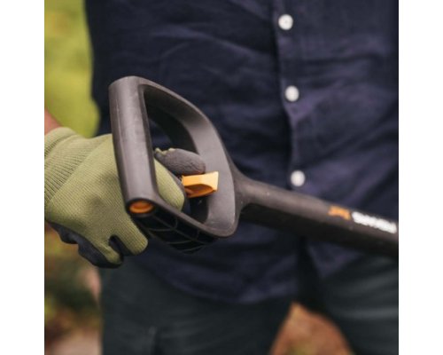 Лопата штыковая телескопическая закругленная Fiskars Xact 1066732