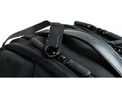 Backpack Victorinox Altmont Professional Essential Laptop 15'', 30x23x43 cm, Polyester, Black (602154)