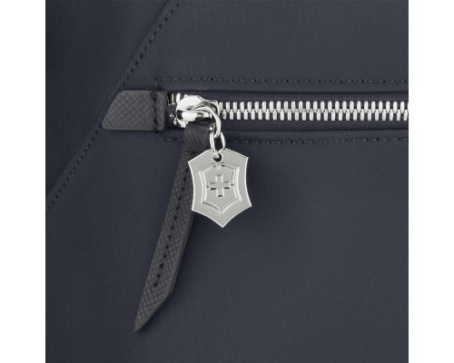 Рюкзак Victorinox Victoria Signature Compact Backpack, 30x16x38 см, нейлон/кожа, синий (612204)