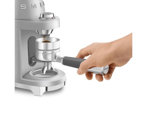 Кофемолка Smeg CGF02SSEU металлик