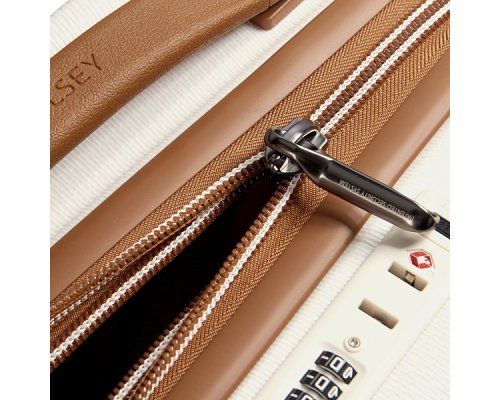 Чемодан Delsey Chatelet Air 2.0 45x66,5x28.5 см, белый (00167681015)