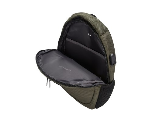 Рюкзак мужской Magellan T Range, 28x40x11.5 см, хаки (MAGTRNGBPGRN13)
