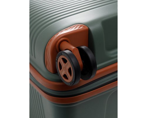 Suitcase Magellan M Range, 36.2 x78.3 x 43.5 cm, green (VOCIERMAGMRNGOL)